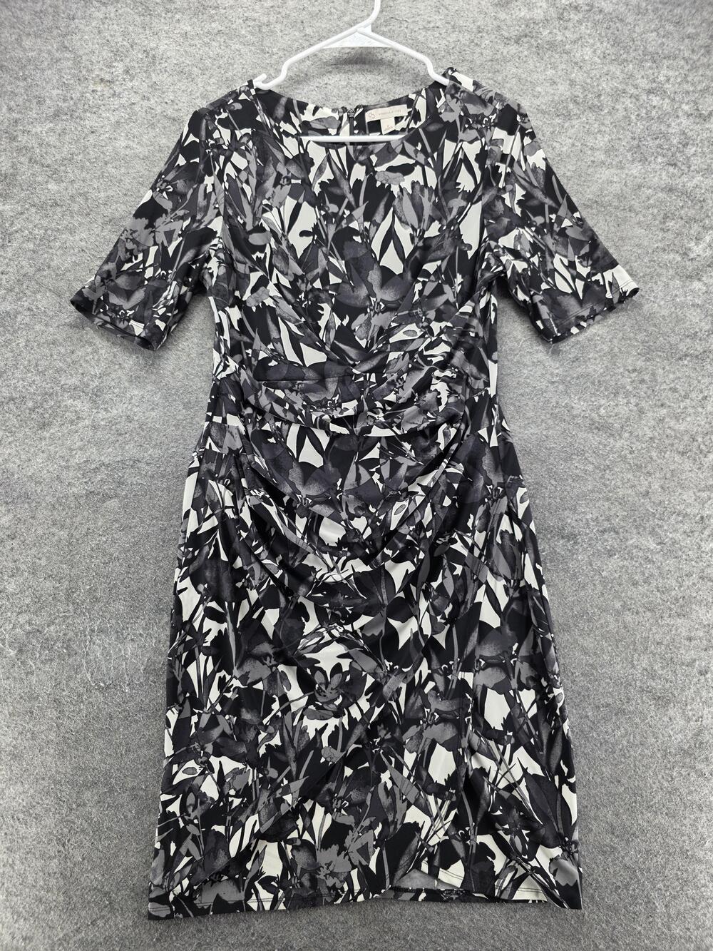 Db Established 1962 Dress Womens 8 Black Floral Sheath Knee Length Half Sleeve
